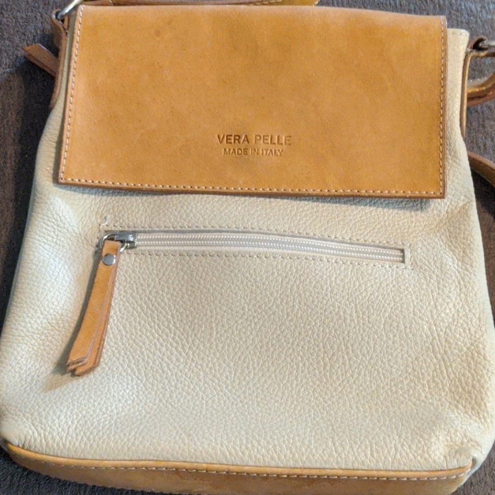 Vera Pelle Made in Italy Crossbody Bag